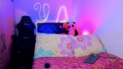 Snapshot of dual_seduction25 chatting on July 10, 2026, 1:54 am Juan Marulanda online show from July 10, 2026, 1:54 am