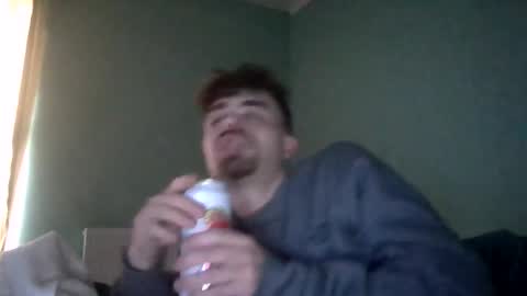 Snapshot of dude106954 chatting on February 24, 2026, 5:33 pm dude106954 online show from February 24, 2026, 5:33 pm