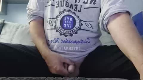 Snapshot of dude_13 chatting on June 8, 2026, 3:18 am dude_13 online show from June 8, 2026, 3:18 am