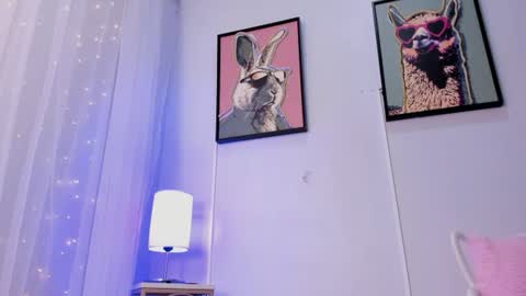dulce__fiore07 online show from July 25, 2026, 12:36 pm