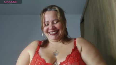 Snapshot of dulce_anahi_ chatting on April 30, 2026, 1:34 am Im Dulce online show from April 30, 2026, 1:34 am