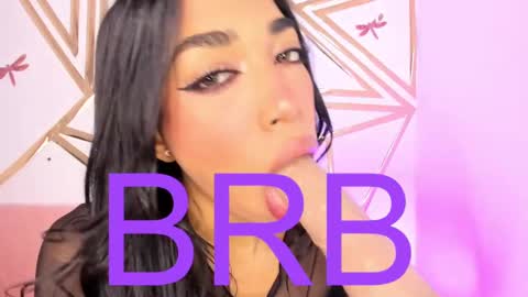 Dulce online show from November 6, 2025, 1:23 pm