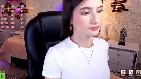 dulce_isabel_ online show from February 12, 2026, 3:12 am