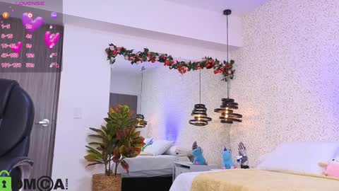 dulce_isabel_ online show from April 9, 2026, 3:39 am