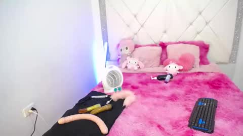 Snapshot of dulce_kiy chatting on December 19, 2025, 6:09 am dulce_kiy online show from December 19, 2025, 6:09 am