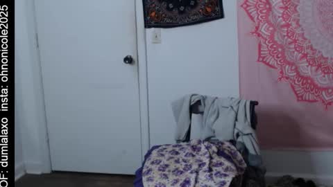 the only advantage you have over me is that u can kiss my ass and i cant  online show from February 18, 2026, 2:29 am