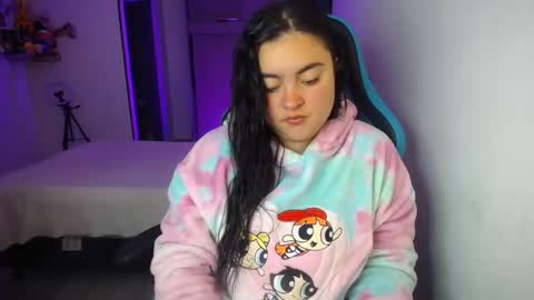 Snapshot of dumont_model chatting on September 23, 2025, 6:49 am Nicole online show from September 23, 2025, 6:49 am