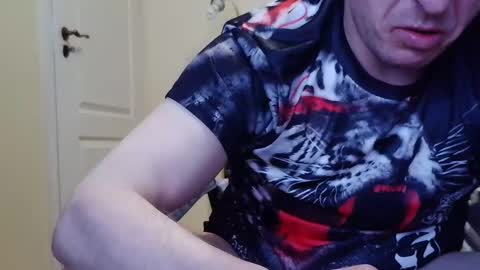 duptusik online show from February 8, 2025, 5:08 pm