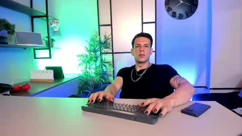 Dustin Sonne online show from May 19, 2026, 3:24 am
