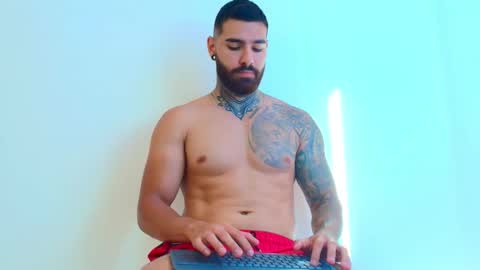 Dustin online show from March 8, 2026, 8:23 pm