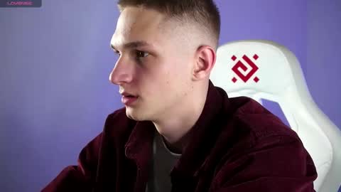 Dustyn online show from March 9, 2025, 6:43 pm