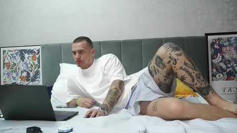 Dustyn online show from September 16, 2025, 6:25 am