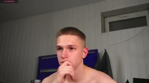 Dustyn online show from October 19, 2025, 4:29 pm