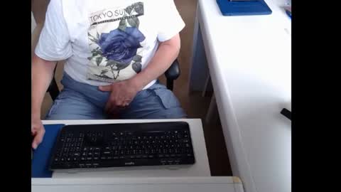 dutchpornking2 online show from June 13, 2026, 7:50 am