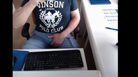 dutchpornking2 online show from June 16, 2026, 6:16 am