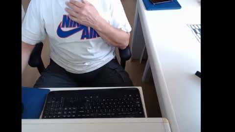 dutchpornking2 online show from July 3, 2026, 6:53 am
