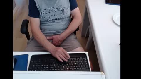 dutchpornking2 online show from July 28, 2026, 11:28 am