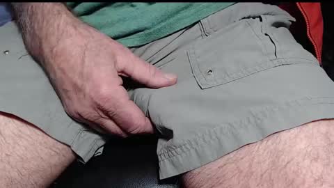 gooodcam online show from February 10, 2025, 1:01 pm