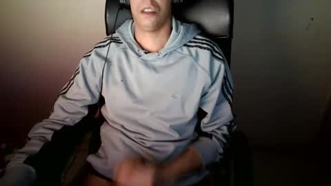 Snapshot of dwaynejamesjackson chatting on February 19, 2025, 11:36 pm dwaynejamesjackson online show from February 19, 2025, 11:36 pm