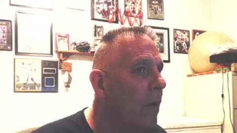 Snapshot of dwinmontana chatting on July 5, 2026, 6:31 am dwinmontana online show from July 5, 2026, 6:31 am