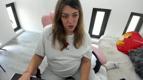 dayana online show from May 21, 2026, 5:25 am
