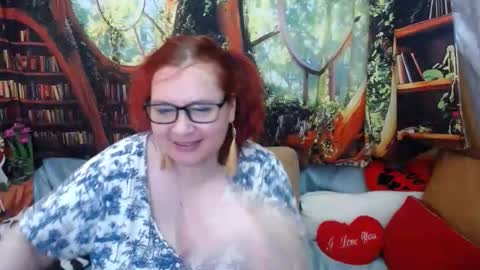 Dyanne online show from June 2, 2026, 8:27 am