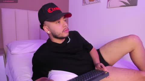 Dylan online show from November 10, 2025, 12:37 pm