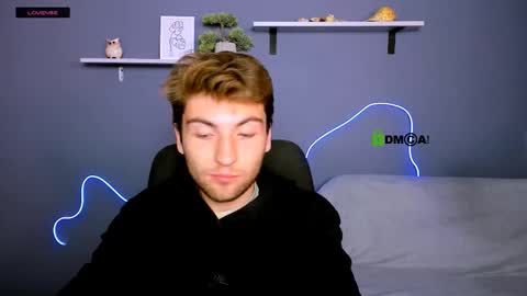 Snapshot of dylan_bold chatting on October 1, 2025, 7:09 pm dylan_bold online show from October 1, 2025, 7:09 pm