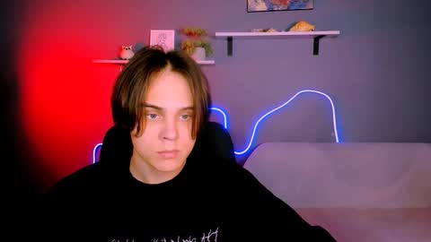 Snapshot of dylan_bold chatting on October 16, 2025, 1:01 pm dylan_bold online show from October 16, 2025, 1:01 pm