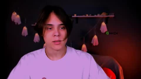 Snapshot of dylan_bold chatting on November 1, 2025, 10:28 am dylan_bold online show from November 1, 2025, 10:28 am