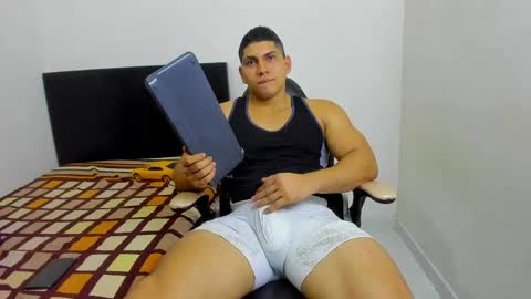 Snapshot of dylan_brook chatting on May 27, 2026, 2:25 pm Dylan online show from May 27, 2026, 2:25 pm