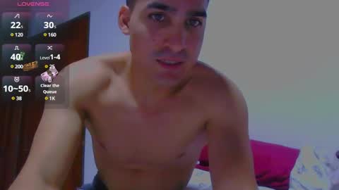 Snapshot of dylan_gray_ chatting on February 18, 2025, 2:05 am dylan online show from February 18, 2025, 2:05 am