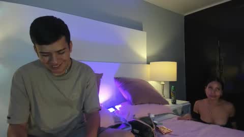 Snapshot of dylan_katee chatting on February 4, 2026, 11:42 pm Dylan and Katte online show from February 4, 2026, 11:42 pm