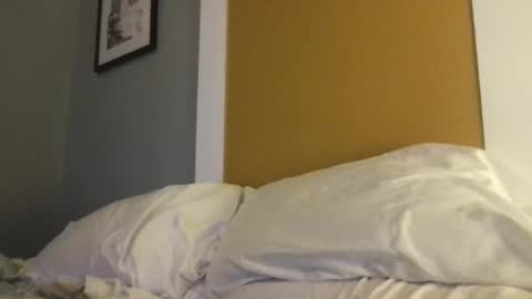 Snapshot of dylan_thick chatting on December 19, 2025, 5:25 am Dylans ThicK online show from December 19, 2025, 5:25 am