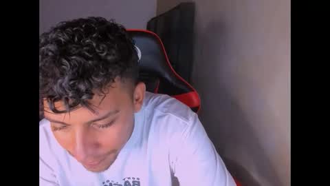 yohe online show from December 2, 2025, 11:00 pm