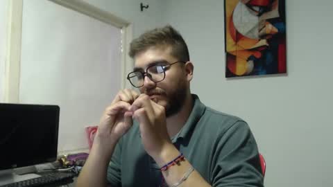 dylanhot10 online show from February 14, 2025, 3:22 am