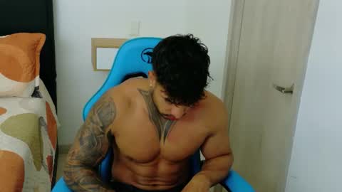 Snapshot of dylanrivera_ chatting on June 24, 2026, 10:53 pm Dylan Rivera online show from June 24, 2026, 10:53 pm
