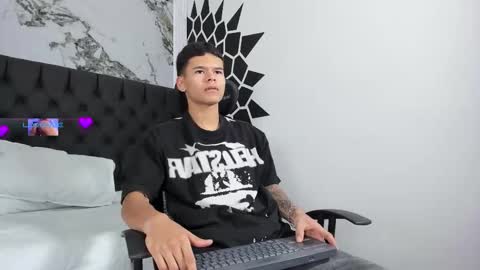 dylanroyce_ online show from March 16, 2026, 11:47 am