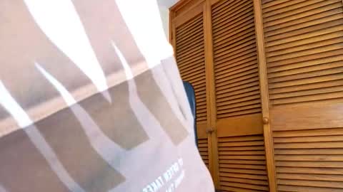 Snapshot of dylanstonne1 chatting on February 19, 2026, 2:29 am D Y L A N online show from February 19, 2026, 2:29 am