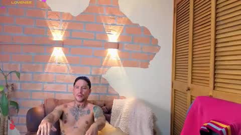 Snapshot of dylanstonne1 chatting on February 27, 2026, 2:22 am D Y L A N online show from February 27, 2026, 2:22 am