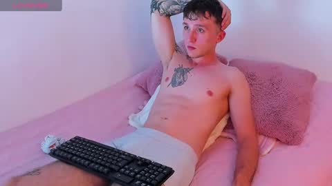 ---DYLAN--- online show from February 1, 2025, 11:27 pm