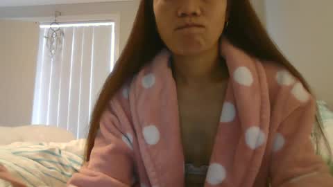 dylene1986 online show from July 12, 2026, 12:12 am
