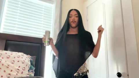 Snapshot of dynasty313 chatting on February 14, 2026, 7:21 pm Dynasty online show from February 14, 2026, 7:21 pm