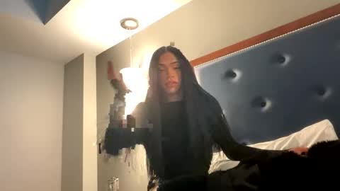 Snapshot of dynasty313 chatting on February 22, 2026, 3:43 pm Dynasty online show from February 22, 2026, 3:43 pm