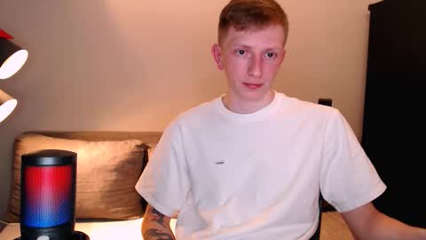 Snapshot of dyrinda chatting on November 2, 2025, 9:06 pm Julia and Dima online show from November 2, 2025, 9:06 pm