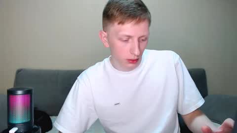 Julia and Dima online show from March 6, 2026, 9:11 pm