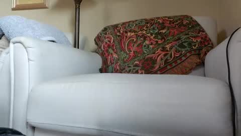 dzznutzzz online show from November 20, 2025, 3:34 pm