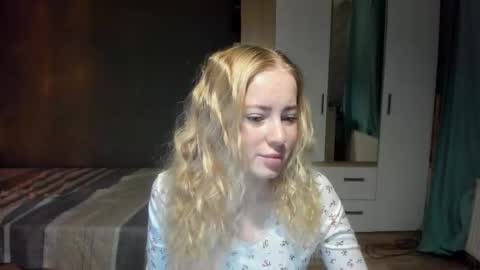 fansly - yourbestbaby online show from January 7, 2026, 4:04 am