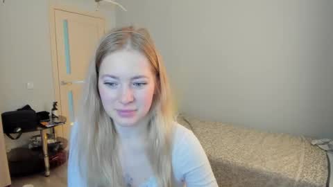 fansly - yourbestbaby online show from April 9, 2026, 5:07 am