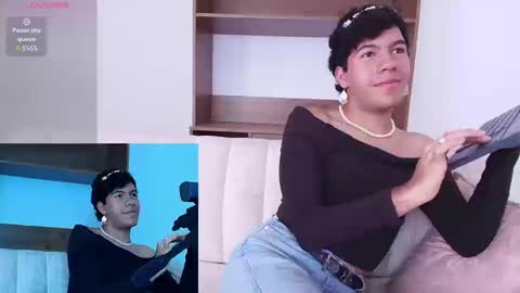 John online show from September 13, 2025, 1:55 pm